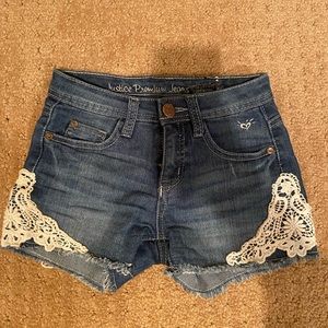 Jean shorts with lace detail